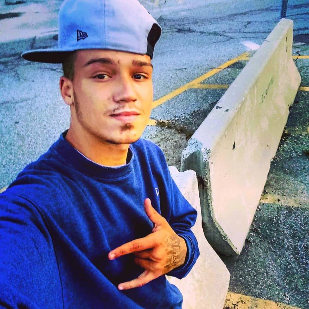 Meet your Posher, Alex